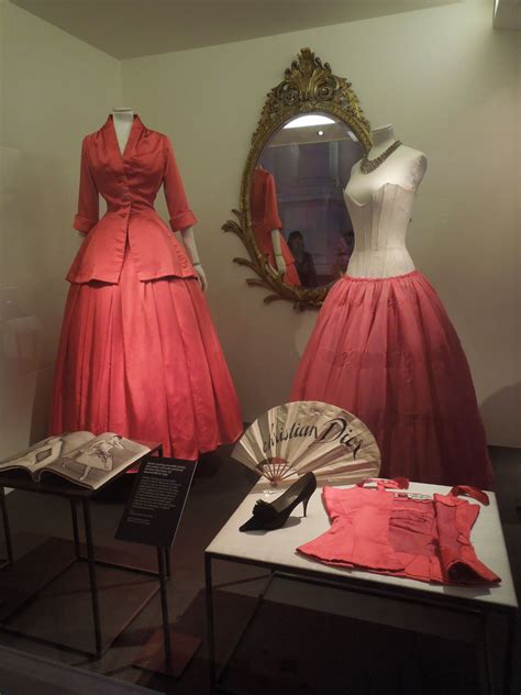 1940s christian dior|christian dior new look meaning.